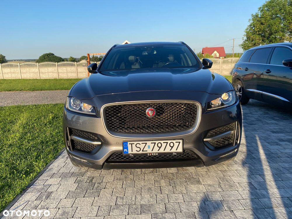 Jaguar F-Pace 20d AWD R-Sport - 30