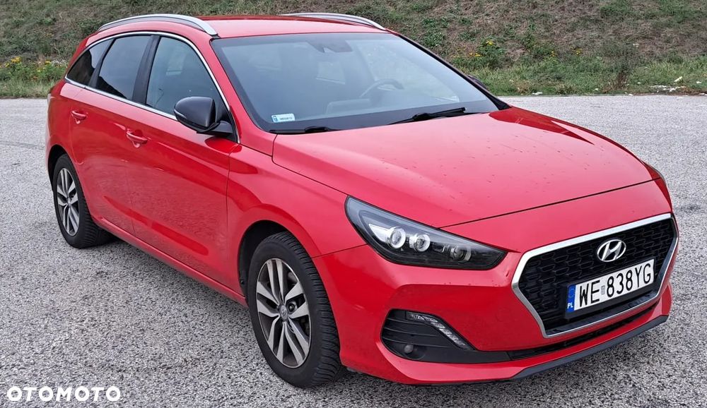 Hyundai i30 1.6 D Comfort - 14