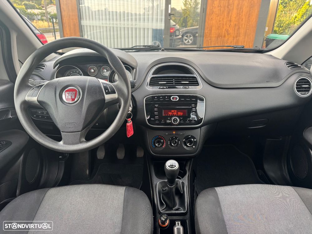Fiat Punto 1.3 M-Jet Lounge S&S - 9