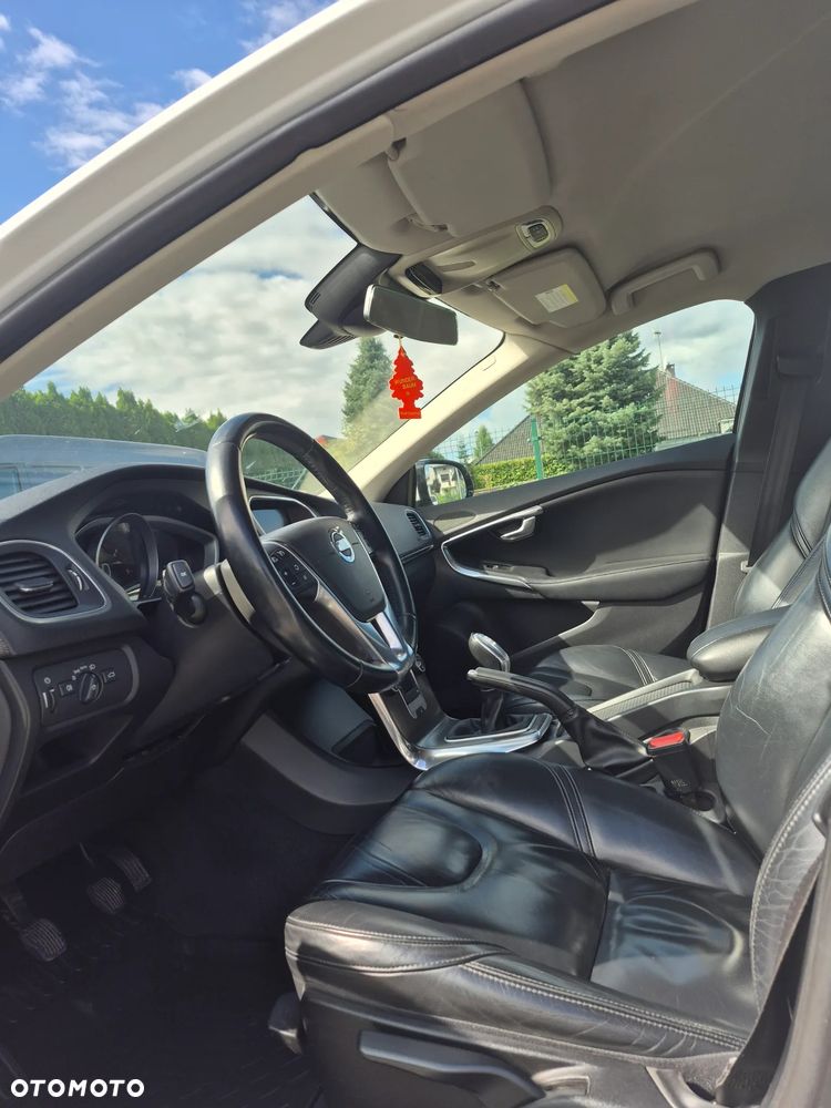 Volvo V40 D2 You - 8