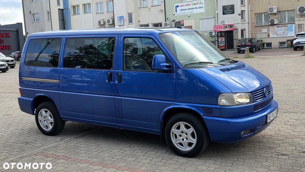 Volkswagen Multivan - 8