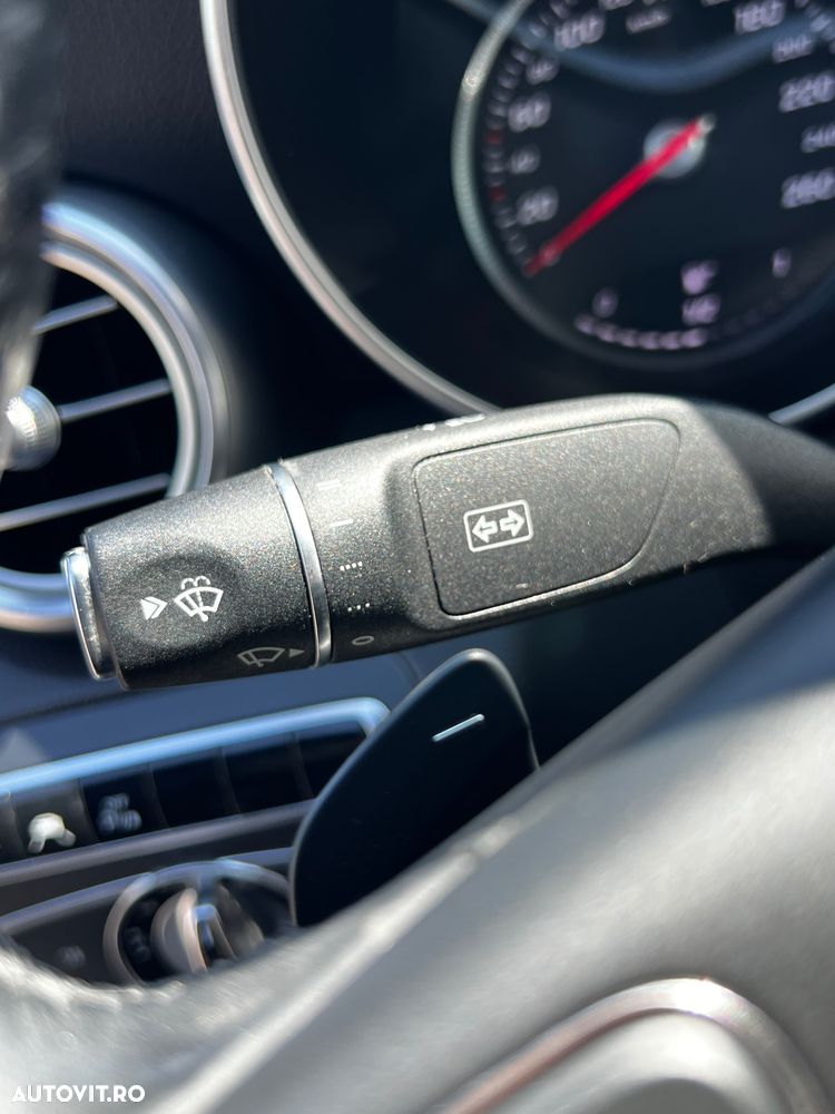 Mercedes-Benz C 200 d T 7G-TRONIC - 17