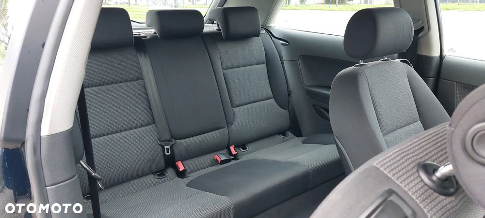 Audi A3 1.6 Ambiente - 25