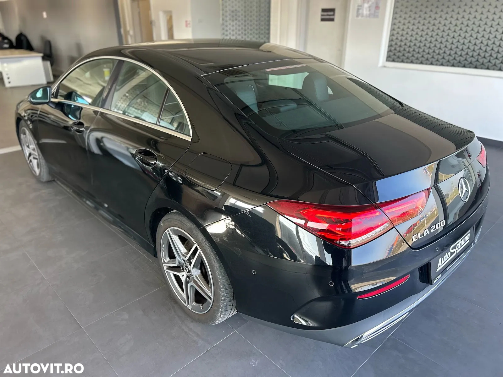 Mercedes-Benz CLA 200 7G-DCT AMG Line - 8