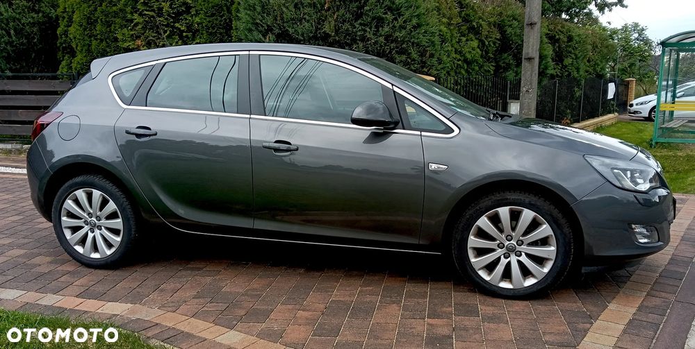 Opel Astra 1.4 T Cosmo - 3