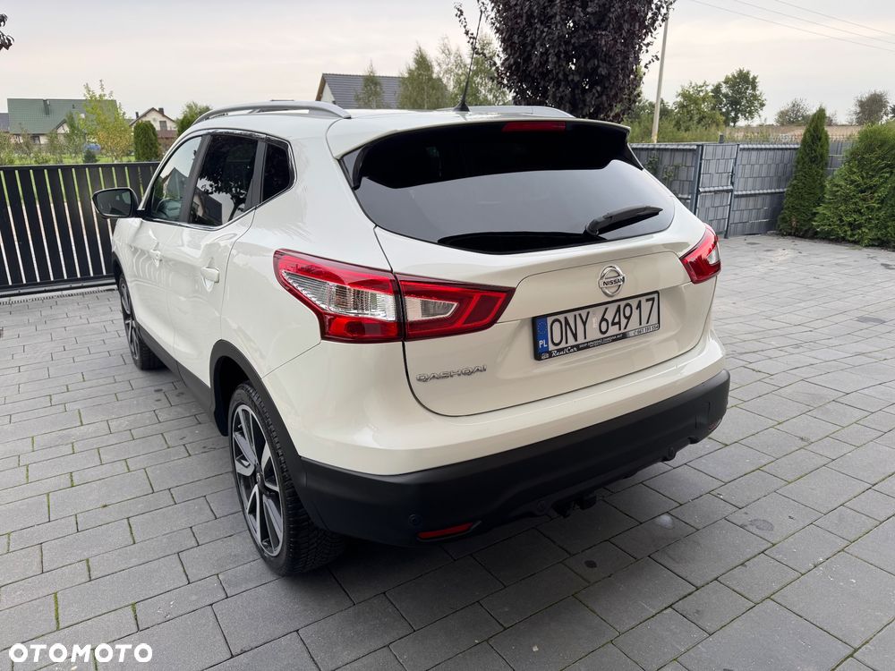 Nissan Qashqai 1.6 DCi TEKNA+ - 4