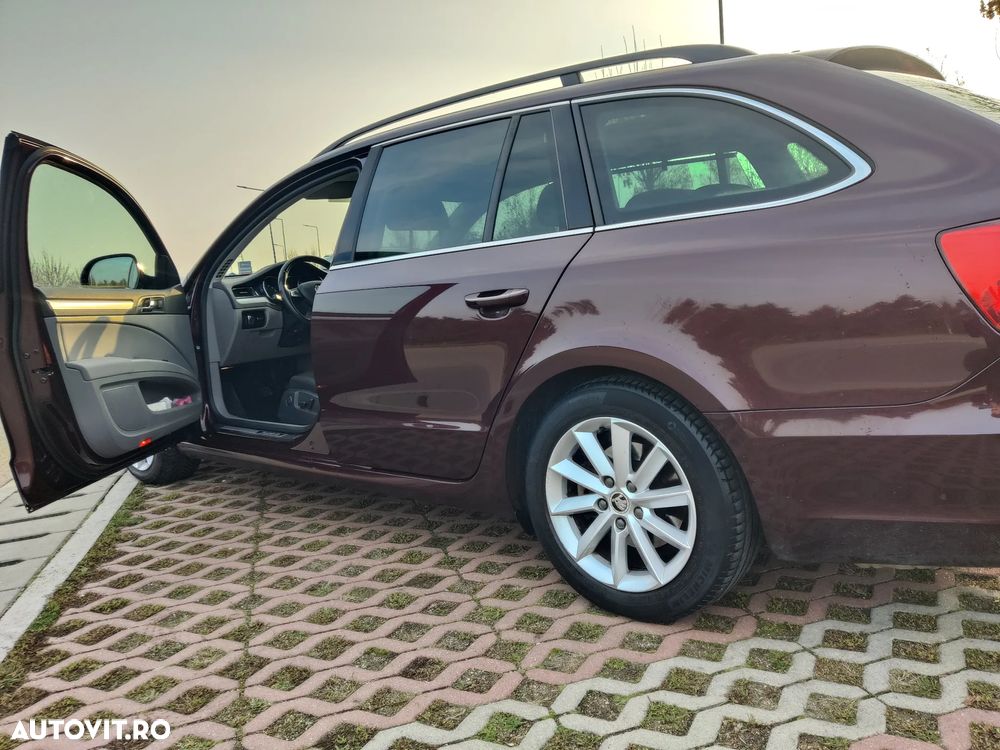 Skoda Superb Combi 1.6 TDI Greenline Active - 4