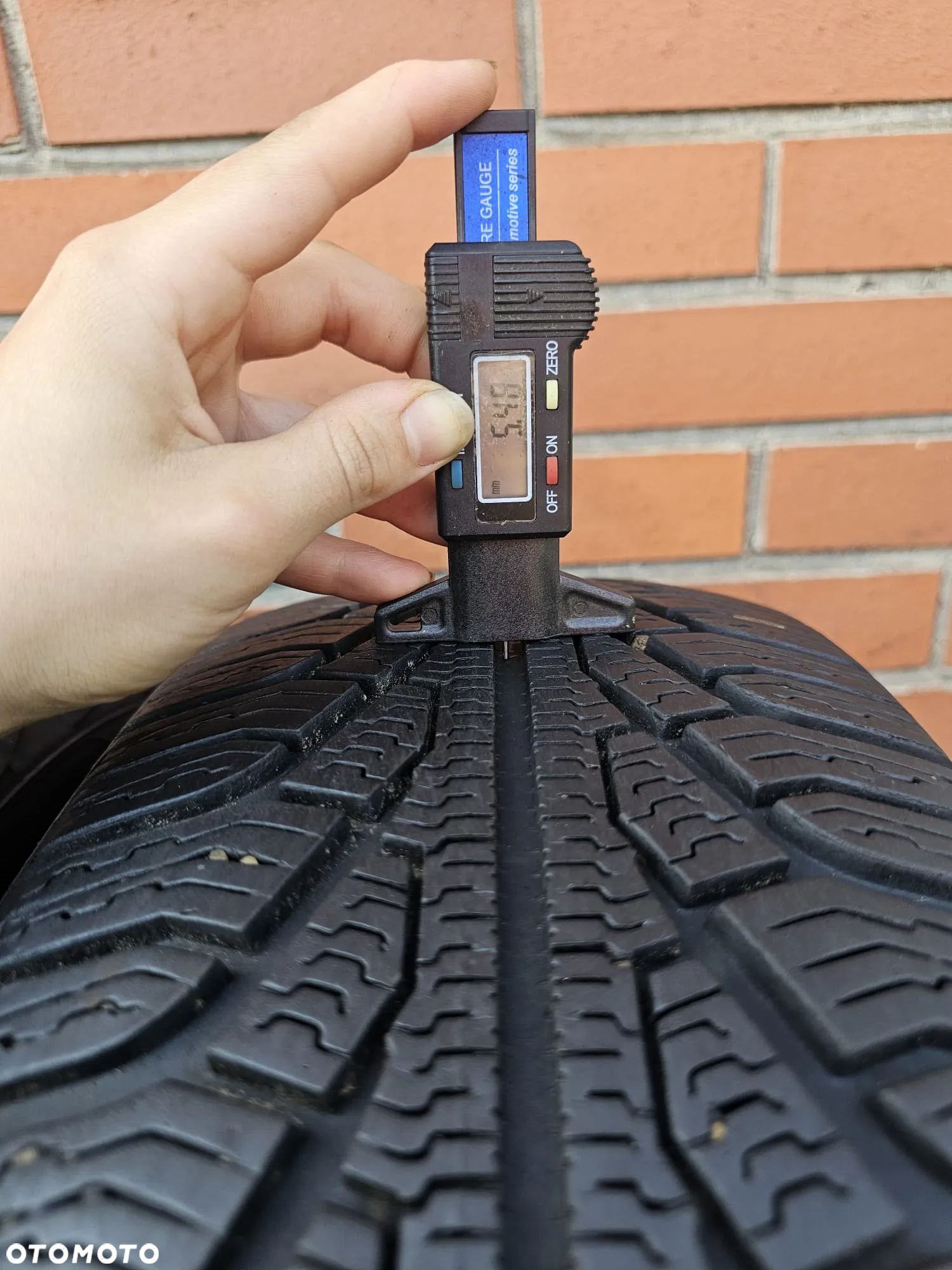 (O116) 215/70R16 100H 6,2-5,4mm 17r / Uniroyal  MS plus 77 SUV / Suzuki Grand Vitara Mitsubishi Outlander Nissan X-Trail Kia Sportage Hyundai Honda Toyota - 9