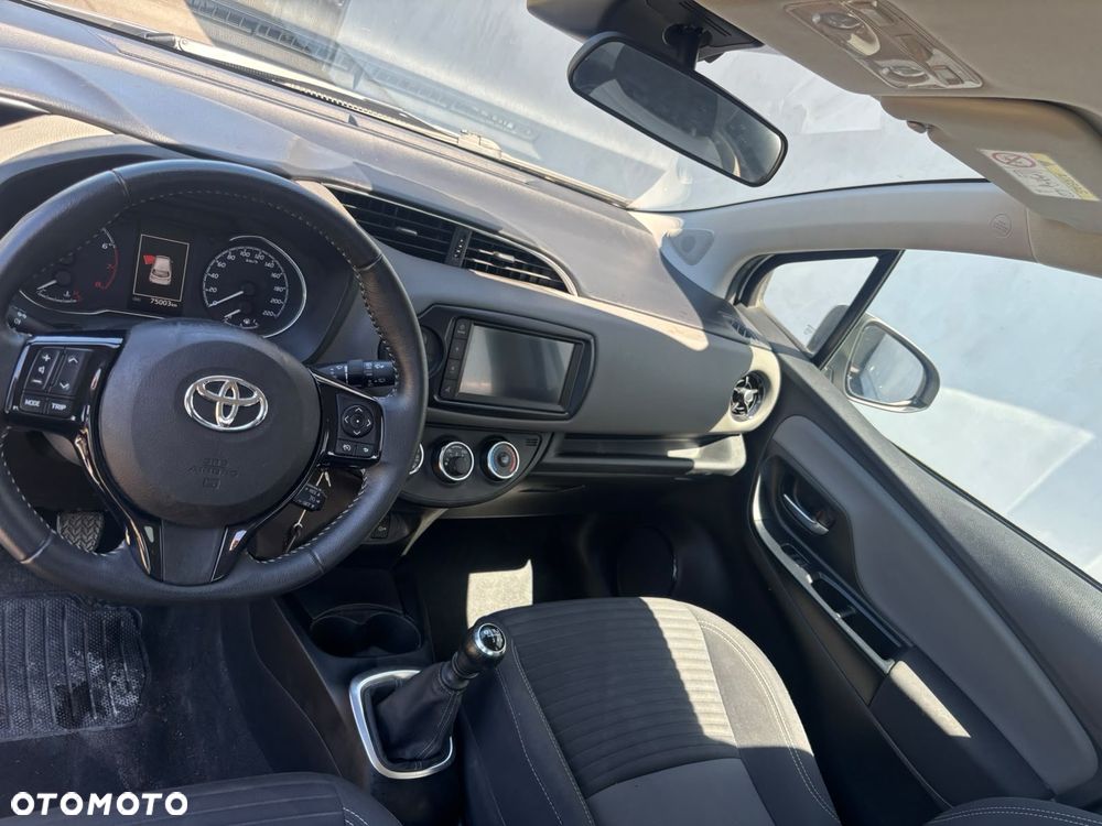 Toyota Yaris 1,5-Dual-VVT-iE Style Selection - 6