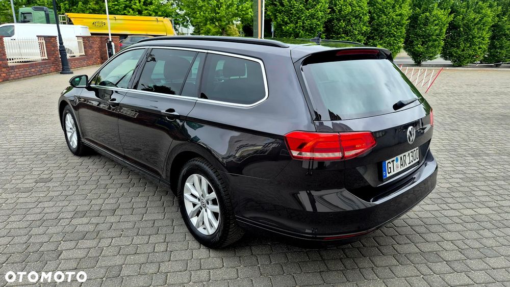 Volkswagen Passat 2.0 TDI (BlueMotion Technology) DSG Highline - 6