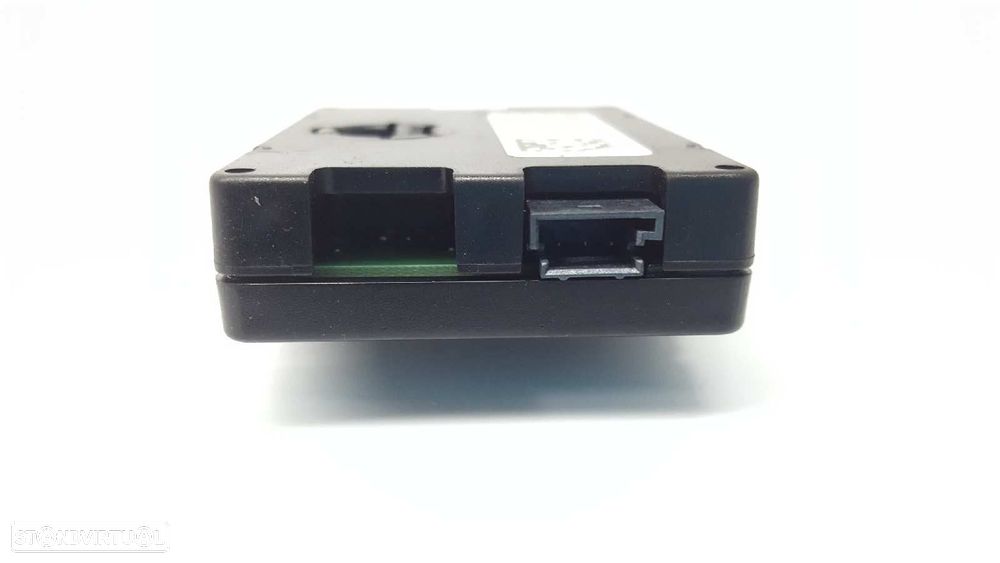 AMPLIFICADOR DE ANTENA BMW SERIE 1 LIM. (F20/F21) 118D M SPORT - 2