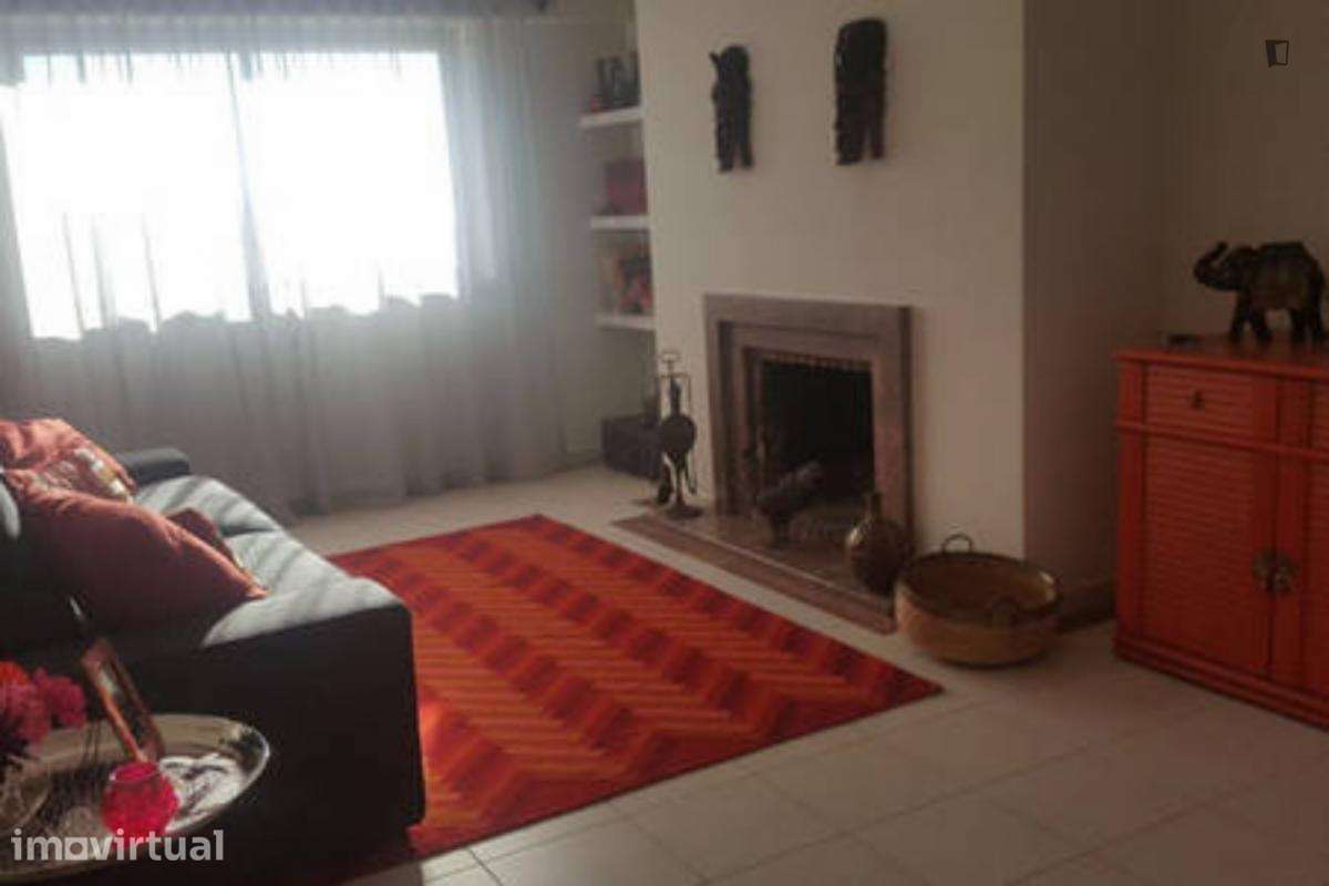 Quarto - localizado em Lisbon - Grande imagem: 3/23