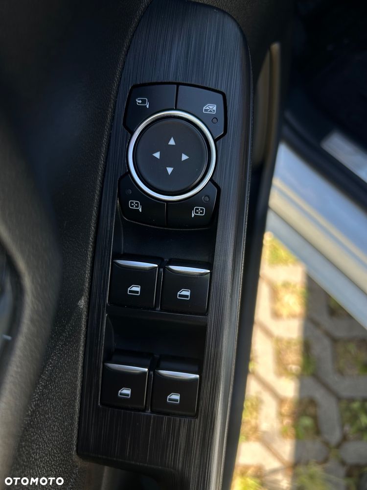 Ford Kuga 1.5 EcoBoost ST-LINE - 5