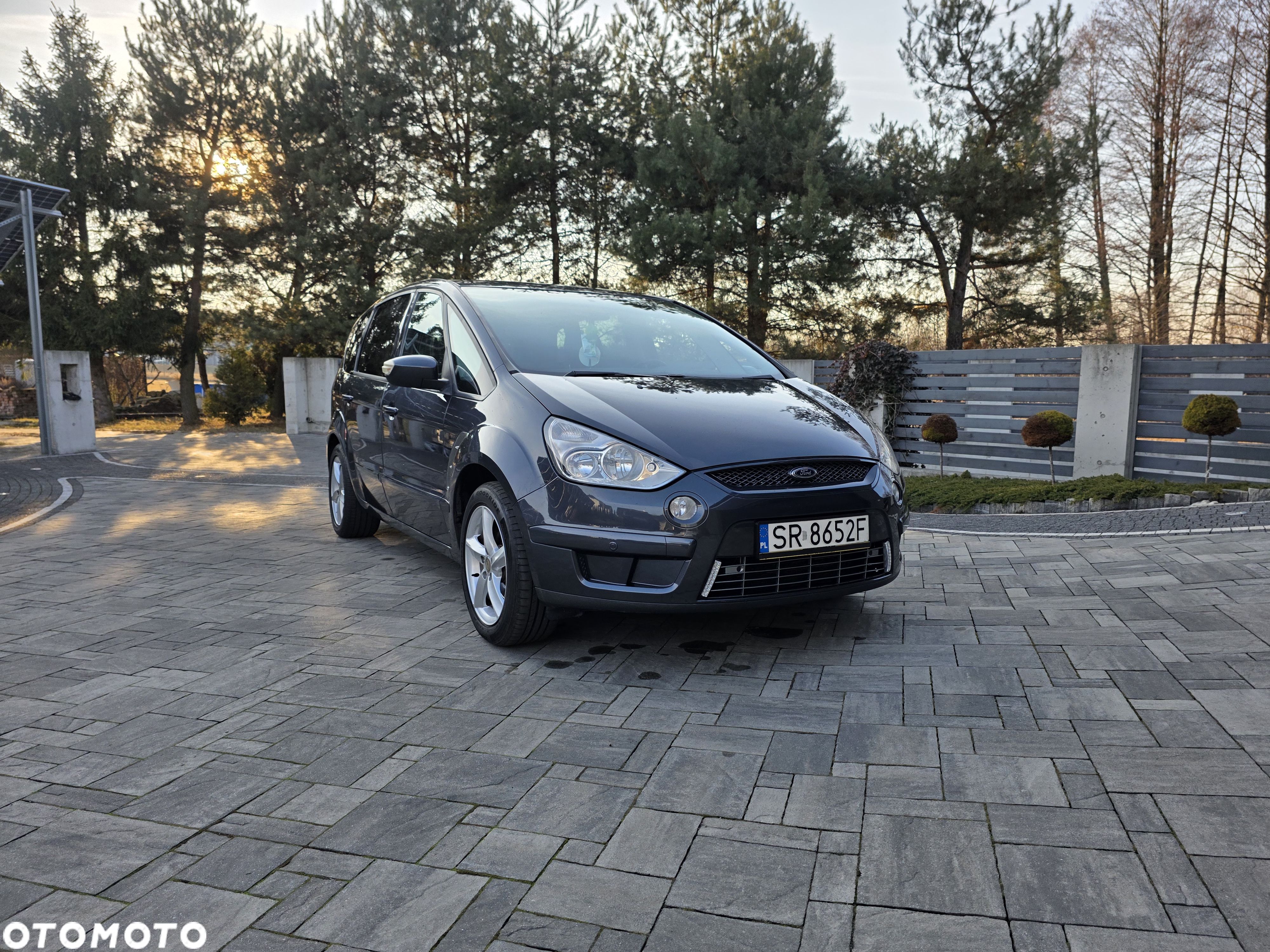 Ford S-Max 2.0 TDCi Ambiente - 1