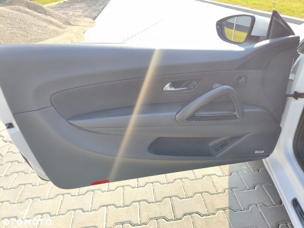 Volkswagen Scirocco 2.0 TDI - 12