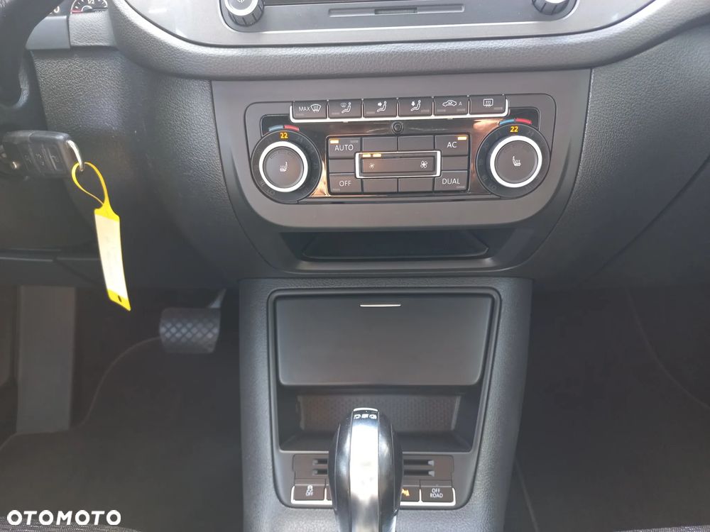Volkswagen Tiguan 2.0 TDI DPF 4Motion DSG Sport & Style - 30