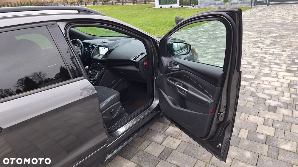 Ford Kuga 1.5 EcoBoost FWD ST-Line ASS MMT6 - 27