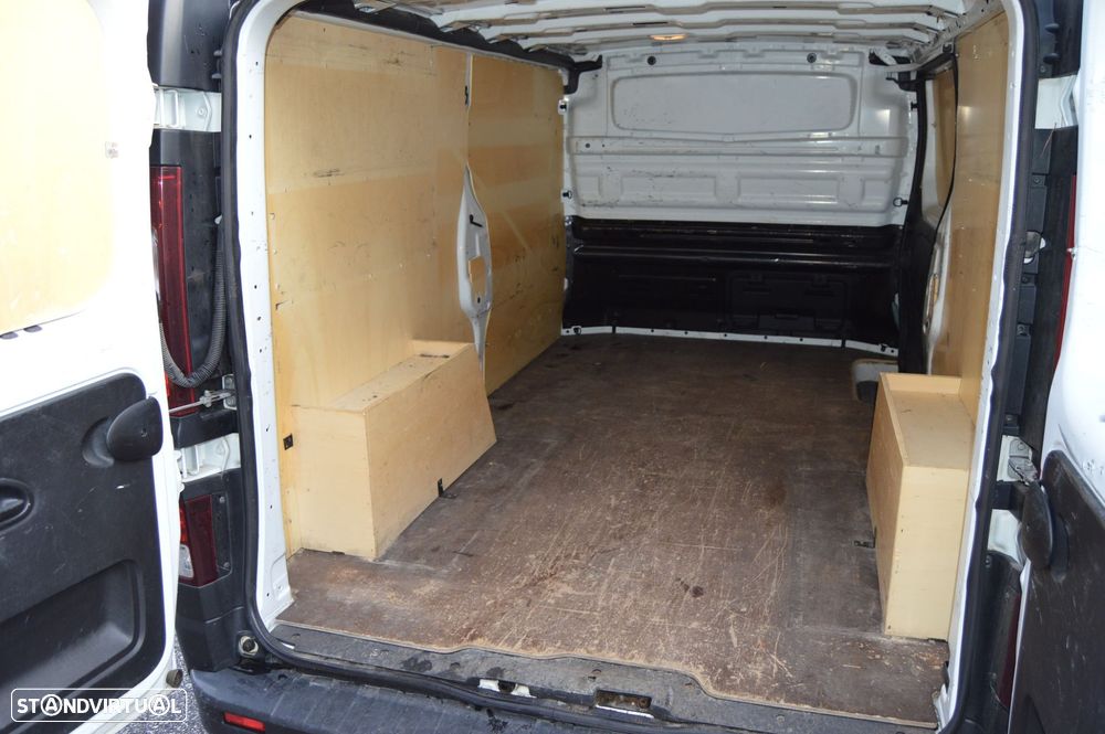 Renault Trafic Outro - 22