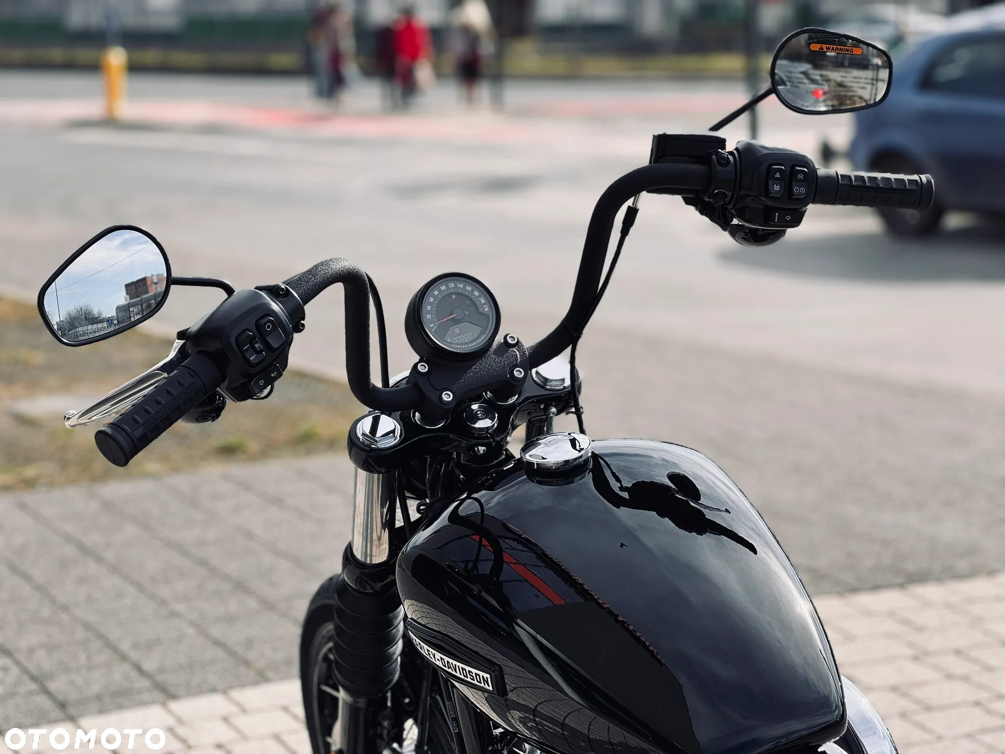 Harley-Davidson Softail Street Bob - 15