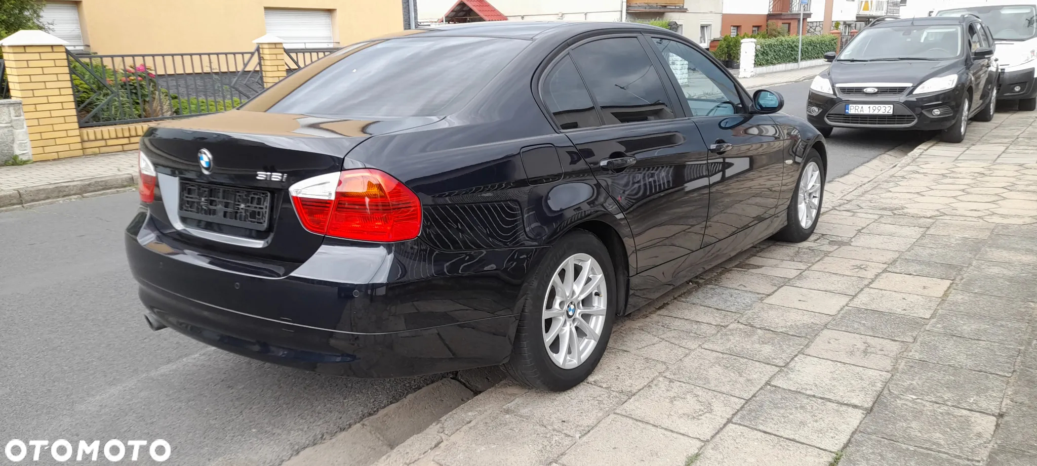 BMW Seria 3 318i Edition Exclusive - 3