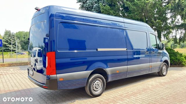 Mercedes-Benz Sprinter 317 - 4