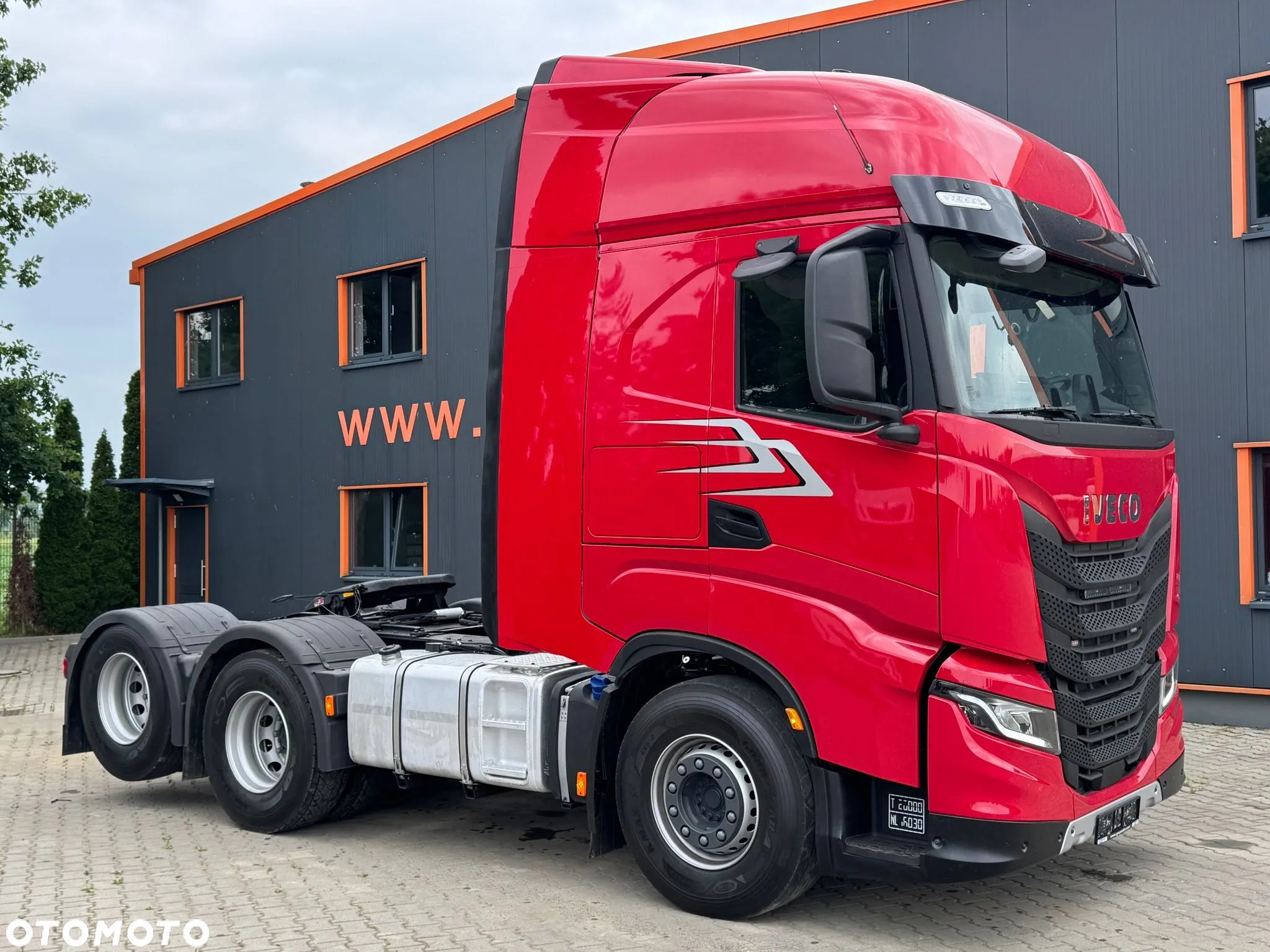 Iveco S-WAY 570 6x2 EURO6 BOOGIE CIĄGNIK SIODŁOWY Z HYDRAULIKĄ - 3