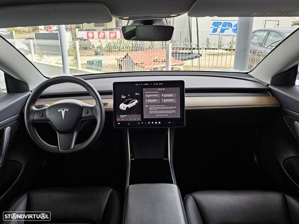 Tesla Model 3 Standard Range Plus RWD - 24