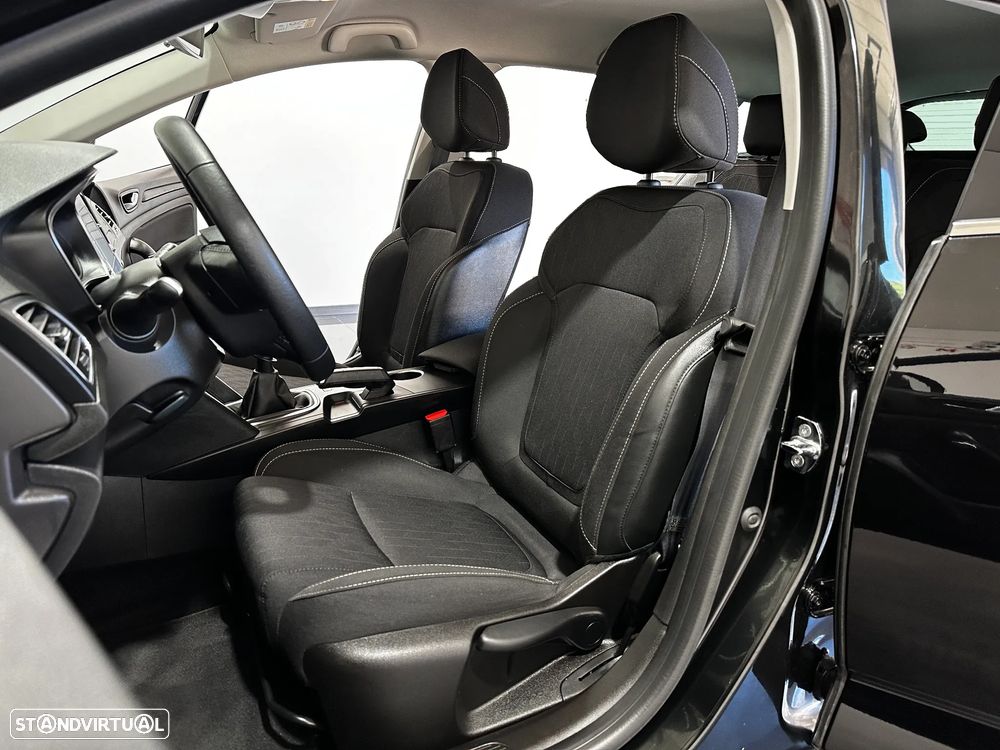 Renault Mégane Sport Tourer 1.5 Blue dCi Limited - 30