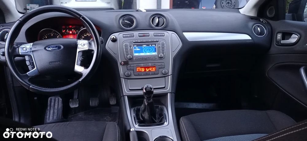 Ford Mondeo - 8