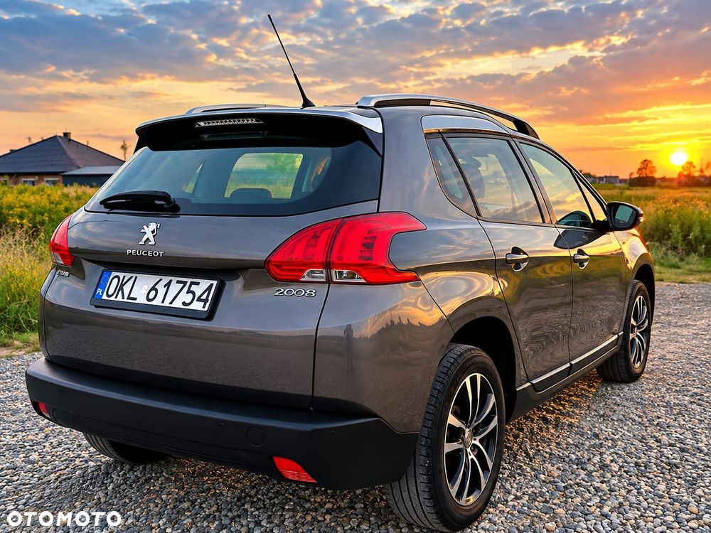 Peugeot 2008 - 4