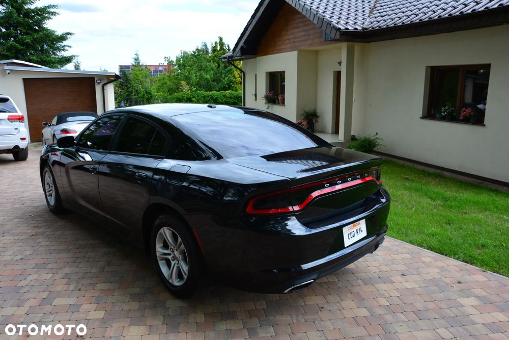 Dodge Charger 3.6 GT - 4