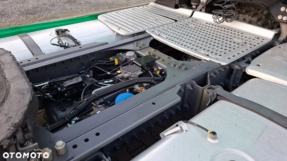 DAF XF 480 FT / LOW DECK / MEGA / CAŁY NA PODUSZKACH / JAK NOWY ! - 16