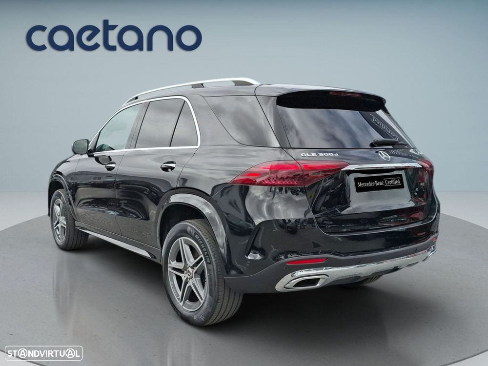 Mercedes-Benz GLE 300 d 4Matic — fotografia 6