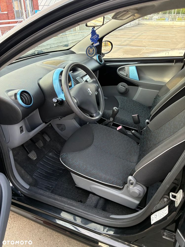Peugeot 107 1.0 Urban Move - 12