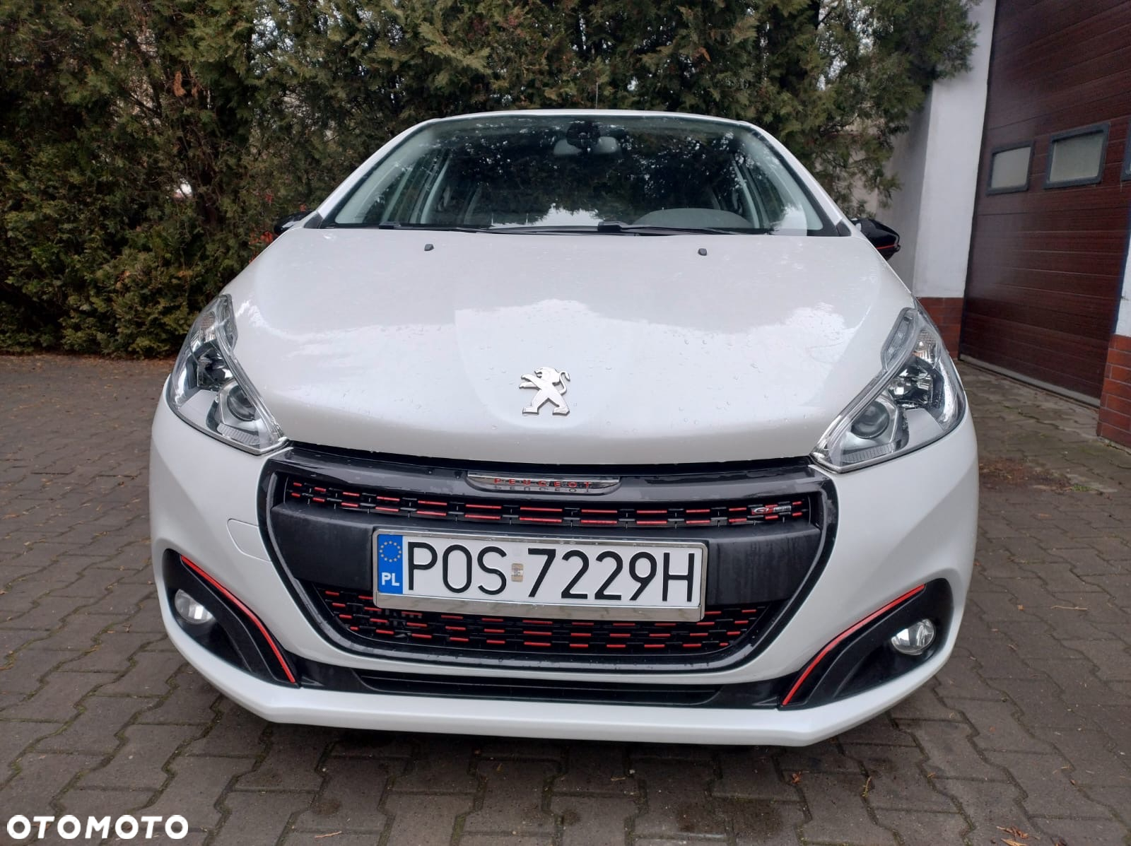 Peugeot 208 - 4