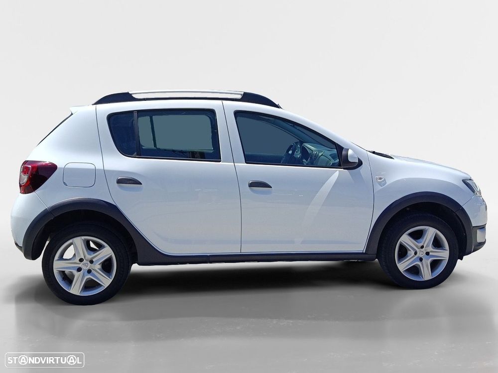 Dacia Sandero 1.5 dCi Stepway — fotografia 6