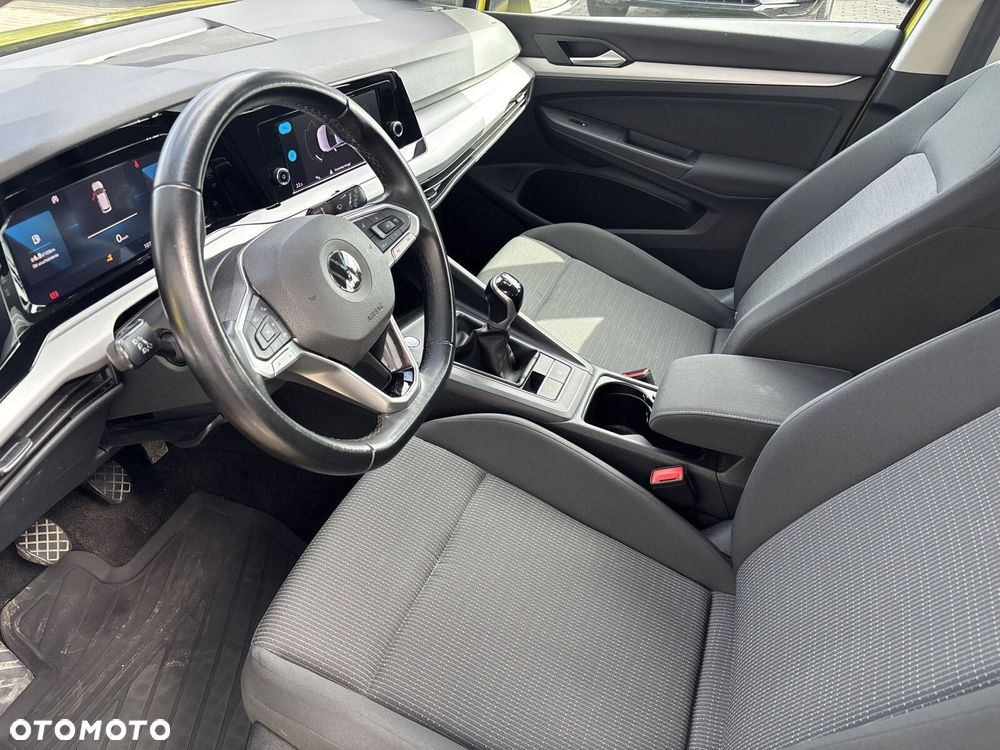 Volkswagen Golf - 17