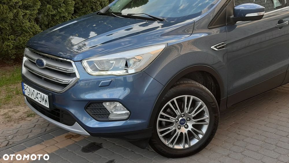 Ford Kuga 1.5 EcoBoost 2x4 Titanium - 1