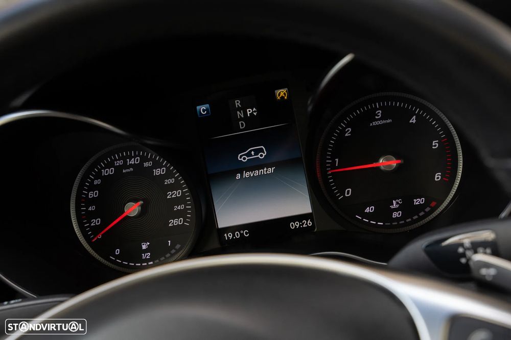 Mercedes-Benz GLC 250 d Coupé AMG Line 4-Matic - 15