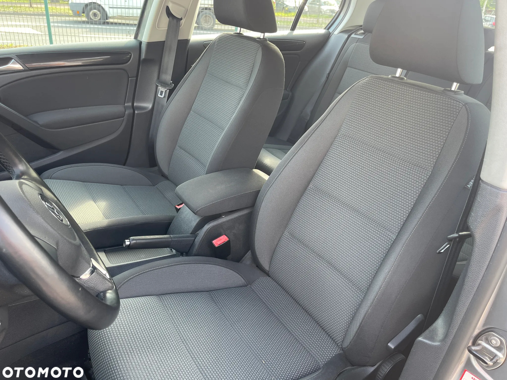 Volkswagen Golf 1.4 TSI Comfortline - 10