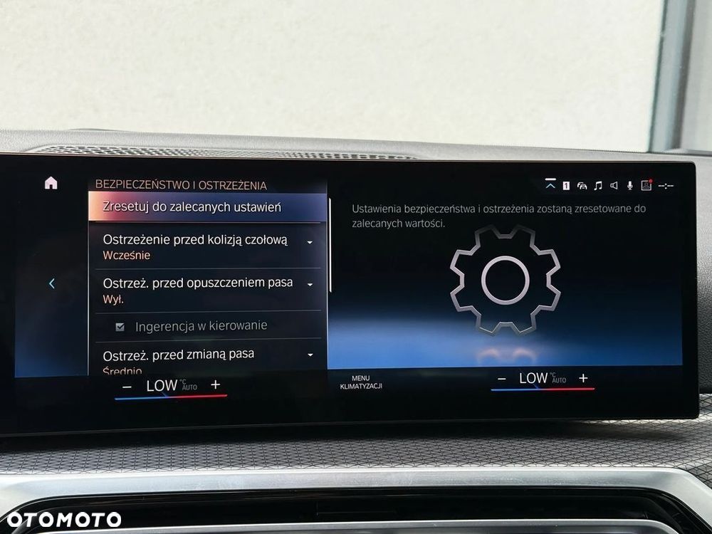 BMW Seria 3 320d xDrive M Sport sport - 32