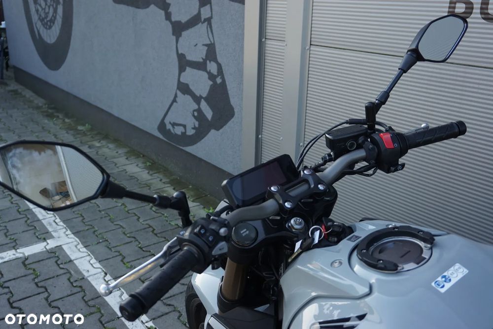 Honda CB - 24