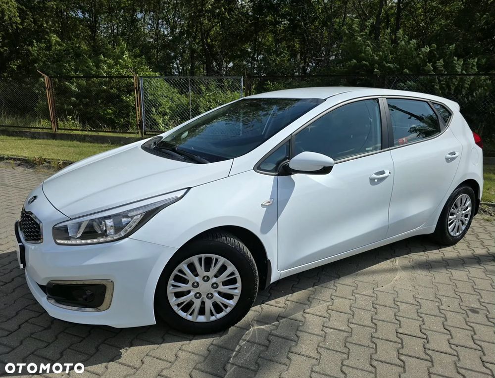 Kia Ceed 1.4 L Business Line Plus - 20