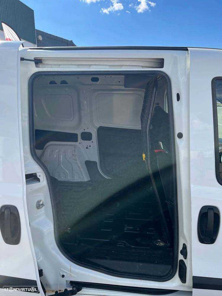 Fiat Doblo 95 Mjet 3 Lugares IVA dedutivel 175 000 kms - 14