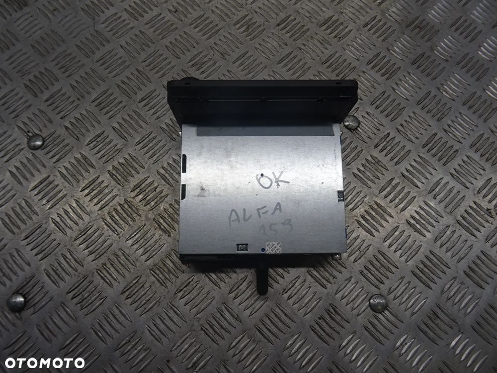 ALFA ROMEO 159 05-11 RADIOODTWARZACZ CD 1560704420 - 2