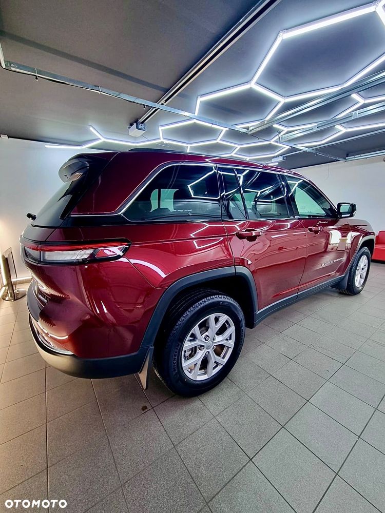 Jeep Grand Cherokee - 10