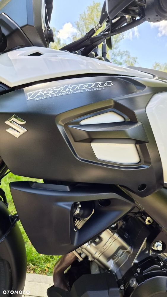 Suzuki V-STROM - 15