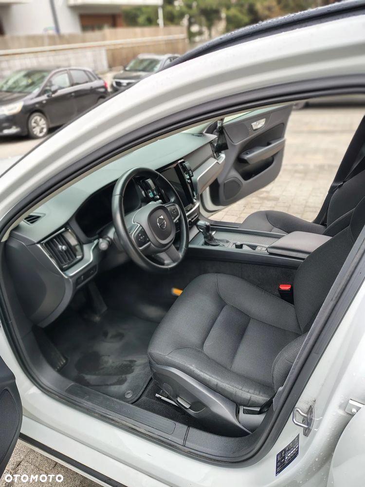 Volvo V60 D3 SCR Momentum - 17