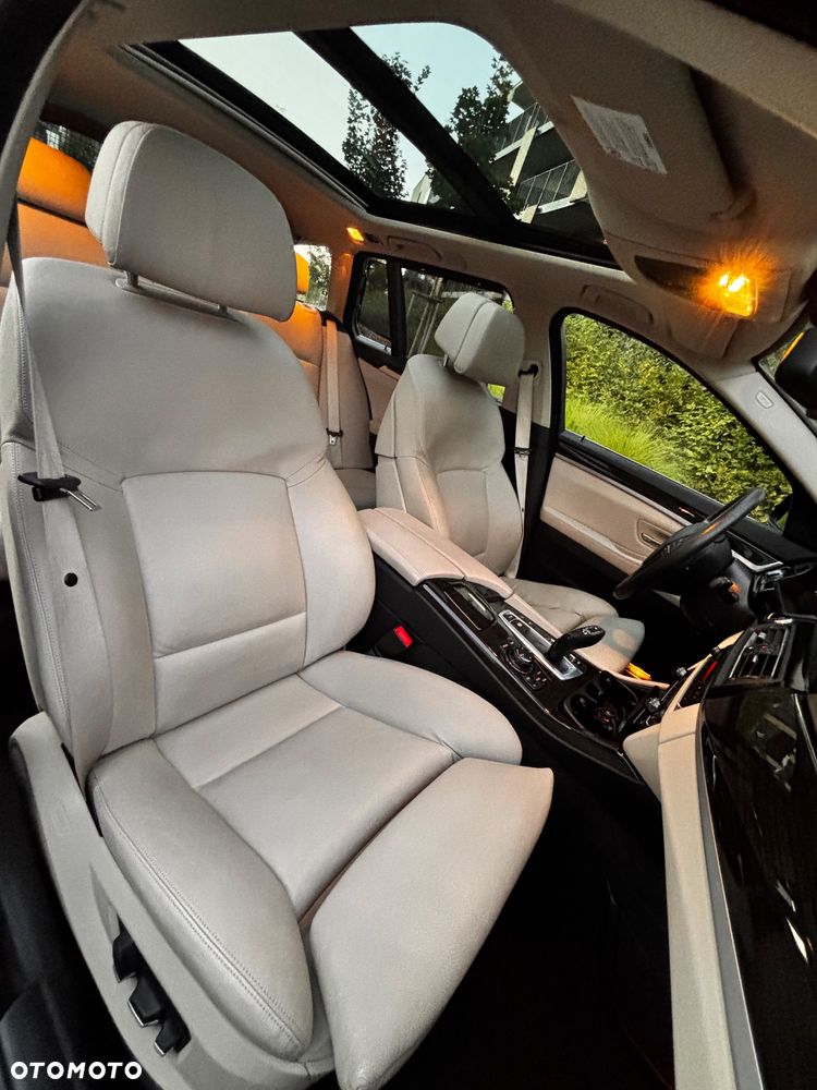 BMW Seria 5 535d xDrive Luxury Line - 15