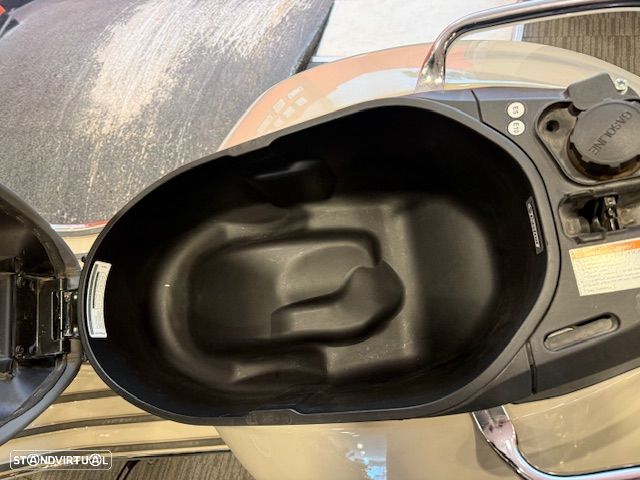 Vespa GTS Super base - 6